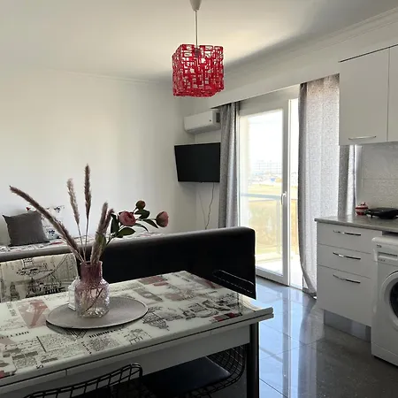 Daire Royalsun Aqua By Holidaykeys *