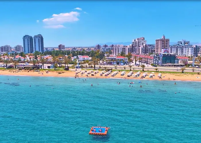 Royalsun Aqua By Holidaykeys Apartmán *