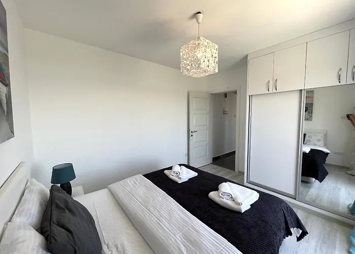 Royalsun Aqua By Holidaykeys Apartmán